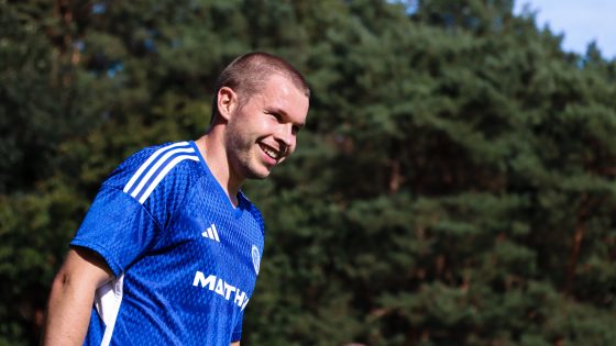 Titelbild ACHTELFINALE IST GEBUCHT