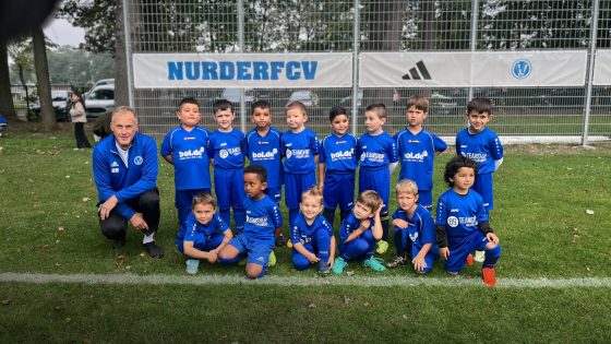 Titelbild U6 spielt groß auf