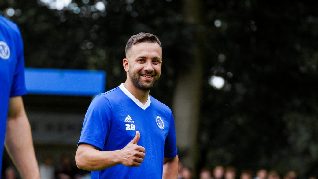 Titelbild NEUES AUS DER ZWOTEN