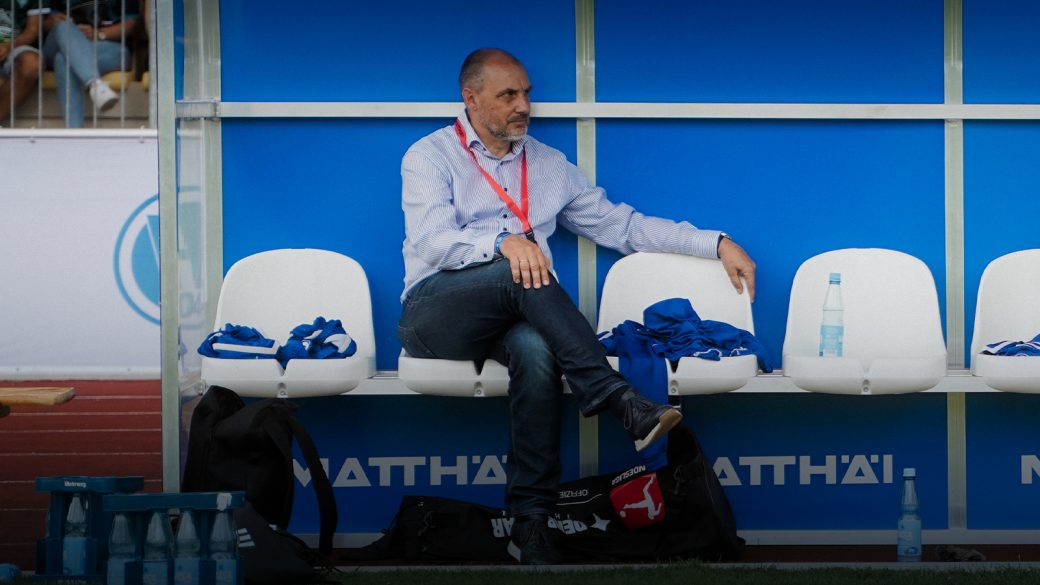 Titelbild Henning Breves ersetzt Jan Sievers als Chef-Coach gegen Atlas Delmenhorst