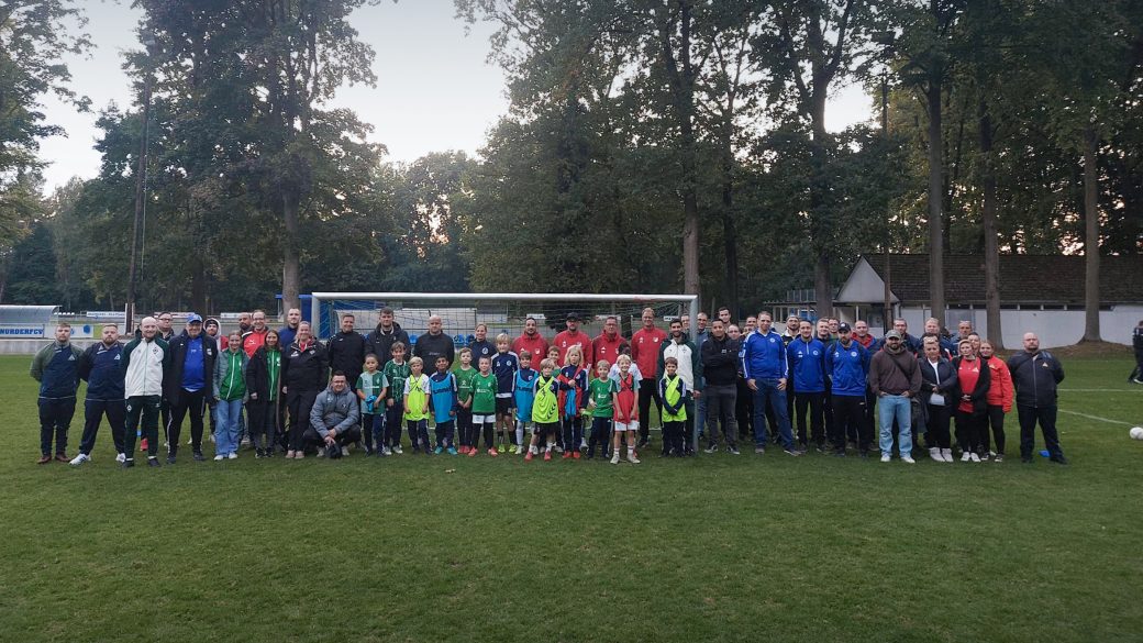 Titelbild Rekord Beteiligung bei Trainer-Fortbildung in Verden