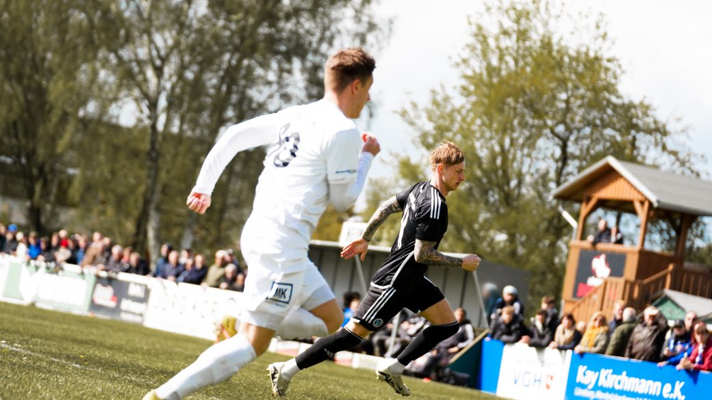 Titelbild Auswärts zum VfL nach Oldenburg