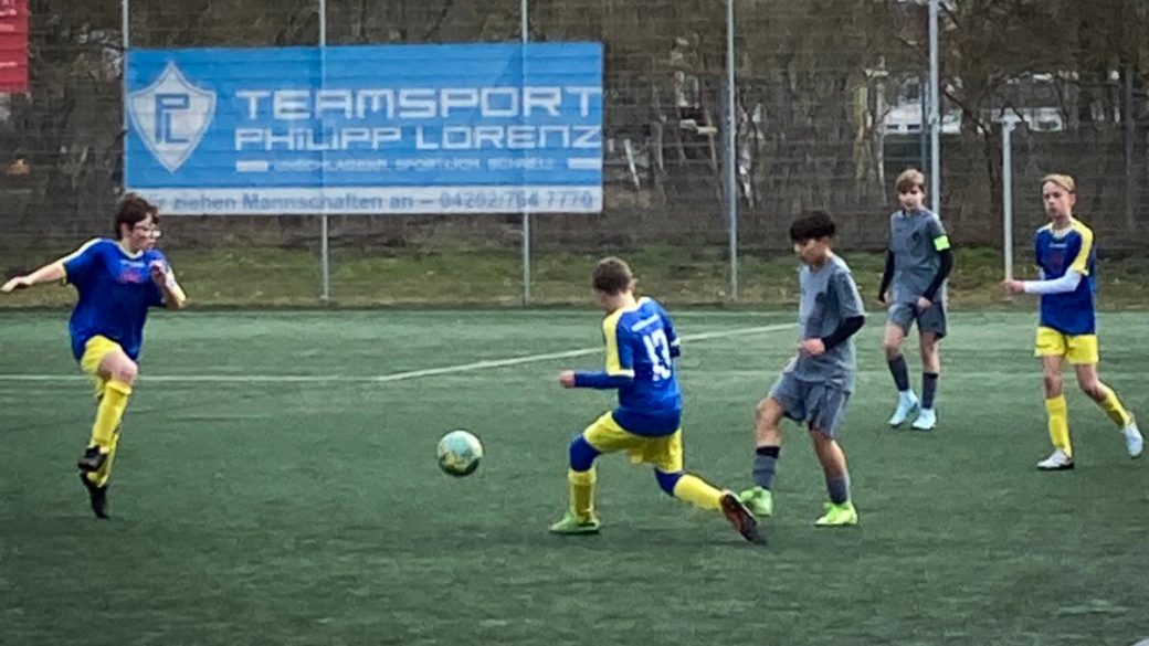 Titelbild U13 mit gutem Test in Hastedt