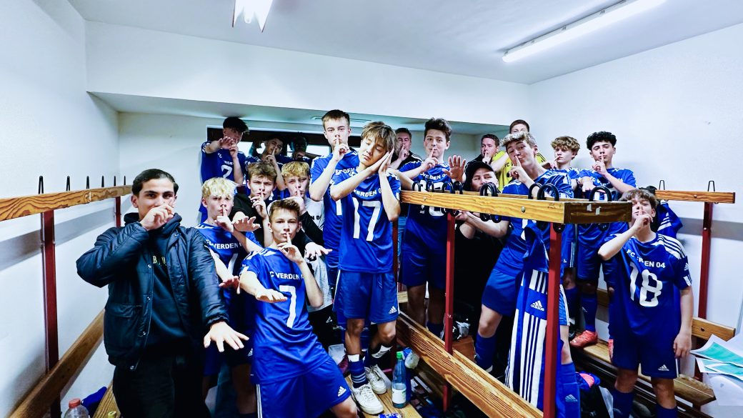 Titelbild U15 MIT WICHTIGEM SIEG GEGEN JFV A/O/B/H/H